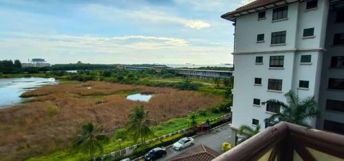Hotel Oyo Home 90533 Nomadic Town Condo