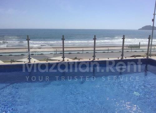 Luxury Beachfront Condo In Torre P�rtico