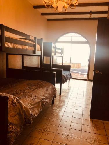 Ocean Front Antique House, Private Beach!