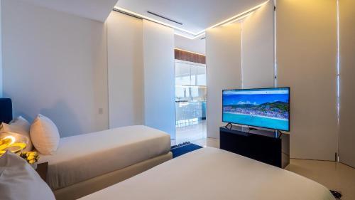 Pier 57 406 Romantic Zone! Magic Sunset View !!!