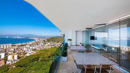 1002 Avalon 1002 Top View Amp Private Pool 10th Flr