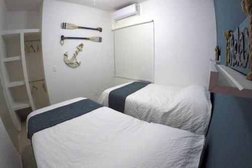 3 Rooms, 2 Bath Apartment For 6