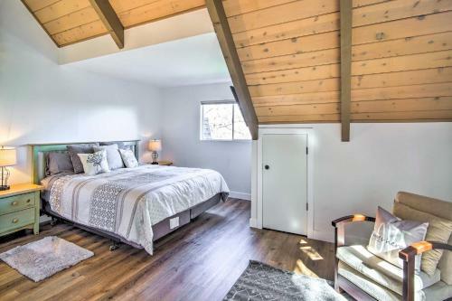 Modern North Bay Home With Pool Table And Patio!