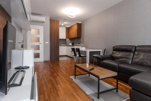 Comfy & Modern Apartment In Studentski Grad