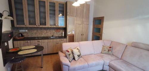 Apartm�ny U Hotelu Thermal Kv