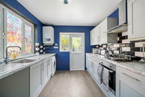 Apartamento Stunning 3 Bedroom House Parking