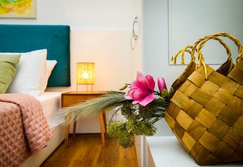 Lavica Bellevue Apartments & Studios