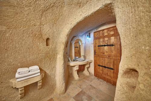 Hotel Charm Of Cappadocia Cave Suites