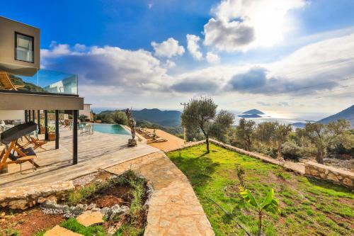 14 Exclusive Villa Complex Within Nature - Notos Club