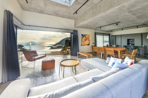 14 Exclusive Villa Complex Within Nature - Notos Club