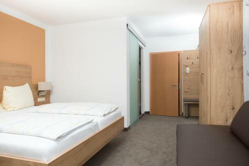 Hostal Pension Irlingerhof