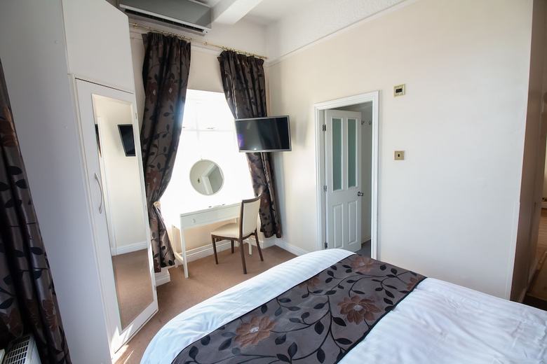 Holland Hall Hotel
