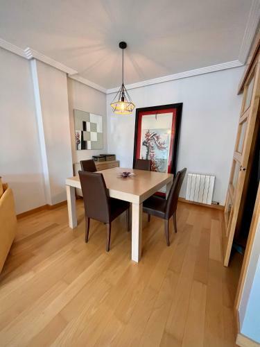 Apartamento Casa Cordon Centro Historico Parking Free Vut 09/332