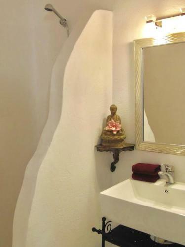 Amazing Villa With Sea Views In Syros Greece