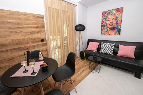 Theodosia Apartment