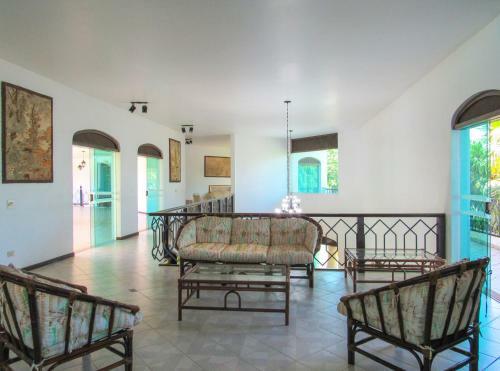 Linda Casa Com Piscina E Lazer Completo Em Guaruja