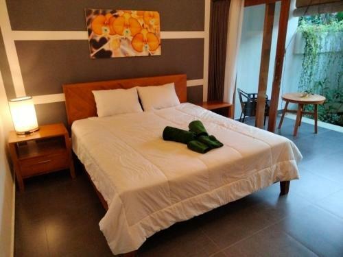 Hostal 3 Orchid