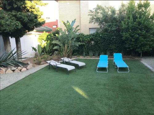 Villa With Garden Next To The Beach