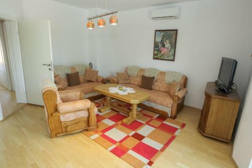 Senita's Rooms & Apartments