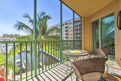 Apartamento Burnt Store Marina Condo With Community Pool!