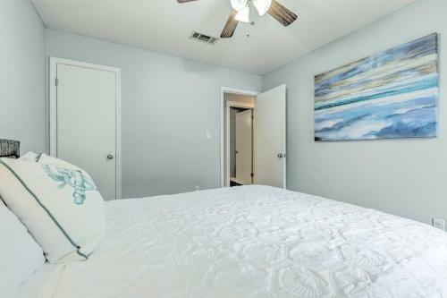 Soothing Gem With Backyard, Near Coastal Fun!