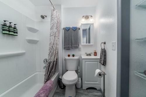 The Sunshine Spacious 4 Bed Vacation Home, Lakeland