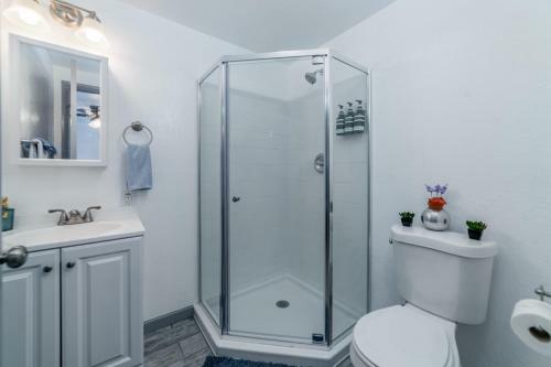 The Sunshine Spacious 4 Bed Vacation Home, Lakeland