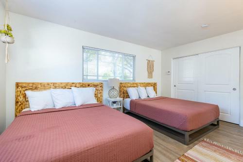 Beautiful Pool Home Minutes Away From Indian Rocks Beach!!