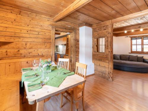 Scenic Apartment In Uttendorf With Private Terrace