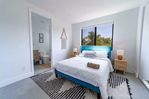 Villa Las Olas Designer Home With Heated Pool - Must!