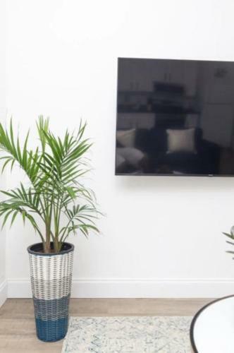 Apartamento Modern Garden Getaway W/ Parking & Patio