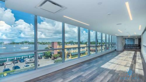 5 Beach Resort Apt W Front Bay View Terrace Up To 6 Pool