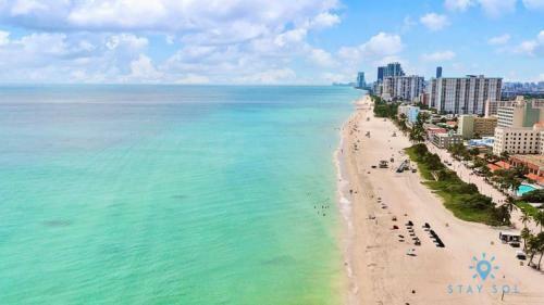5 Rooftop Pool Balcony Hollywood Beach Broadwalk