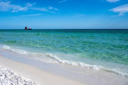 Crystal Dunes 204 By Destin Getaways