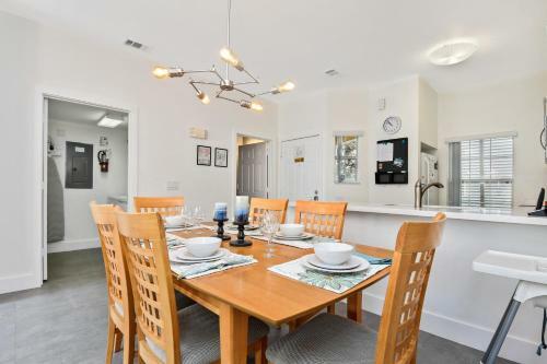 139pbd-svh Lovely New Townhome!