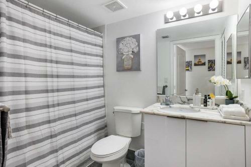 Beautiful 3 Bedroom Apartment In Brickell Miami