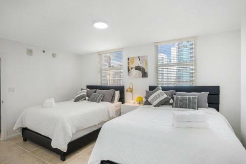 Beautiful 3 Bedroom Apartment In Brickell Miami