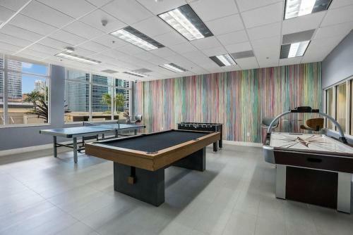 Beautiful 3 Bedroom Apartment In Brickell Miami