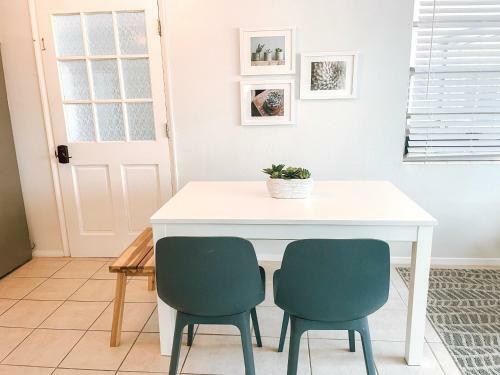 Venice Island - Dog Friendly - Walk To Beach - Work Ready