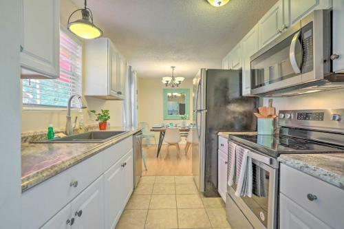 Bright St Augustine Cottage About 3 Mi To Beach!