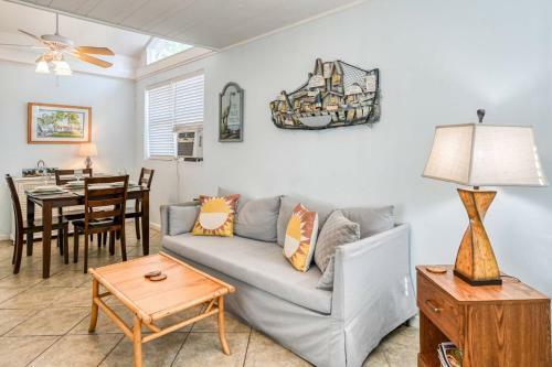 Vilano Cottage Unit B