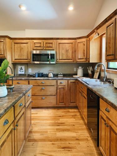 Apartamento Caspian At Alpine Cabins - Peaceful Private Perfect With Internet