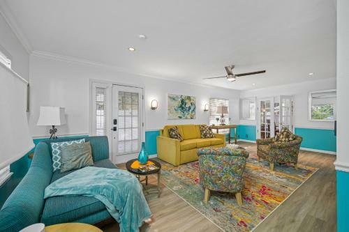 Amazing 5br King-pool & Spa A Block From The Bay