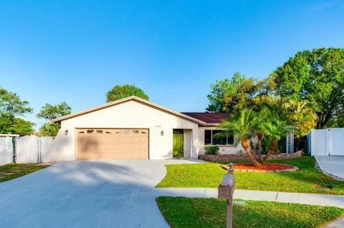 Beautiful Completely Remodeled Home Minutes To Downtown