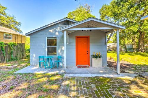 Eclectic Tampa Home Less Than 4 Mi To Busch Gardens!