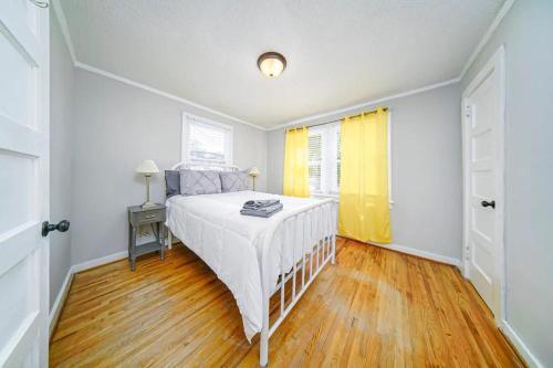 Adorable Mid 40s Ranch With Private Patio