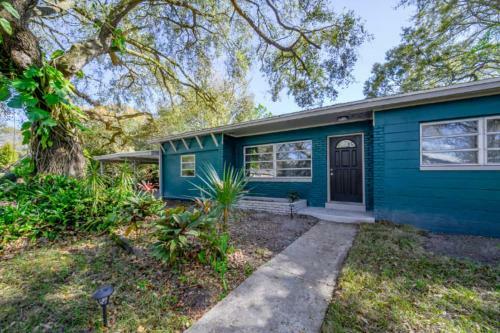 Tampa's Perfect Hide-away Paradise