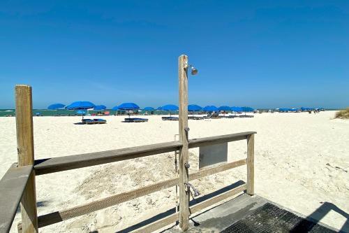 Beach Place 1-404