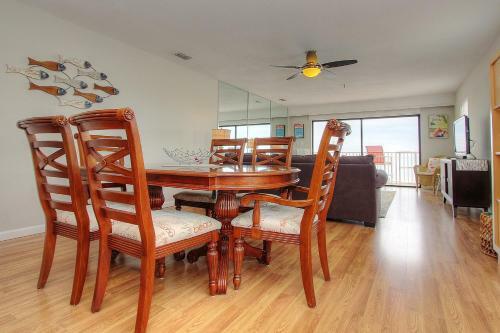 Sea Breeze 208