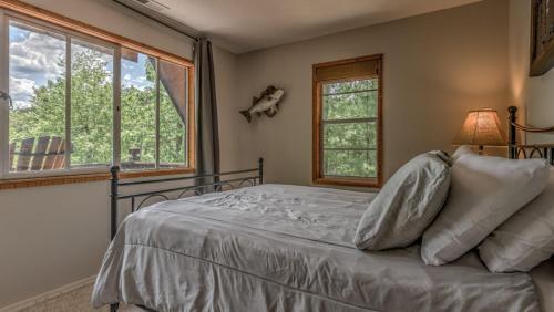 Lakeshore Lodge By Escape To Blue Ridge